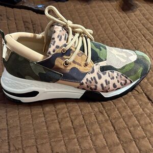 Steve Madden Multicolor Camouflage Sneakers